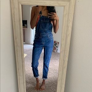 Levi’s Full Hamds Denim Overalls